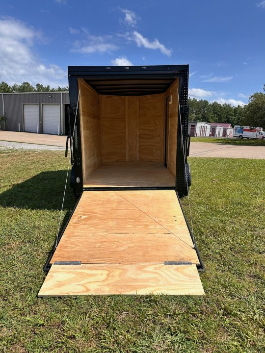 New 2026 Luxe 6X10 -Enclosed Trailer -3500LB Single Axle -Black Poly - Blackout