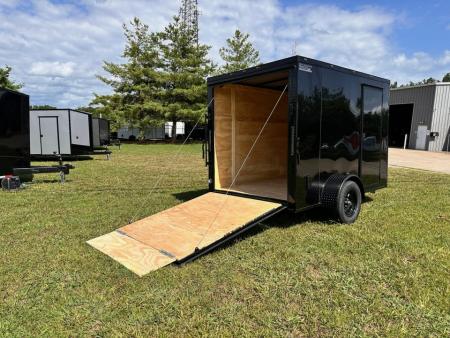 New 2026 Luxe 6X10 -Enclosed Trailer -3500LB Single Axle -Black Poly - Blackout