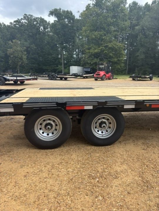New 2026 Elite Trailers 102''x25' Gooseneck Deckover Trailer