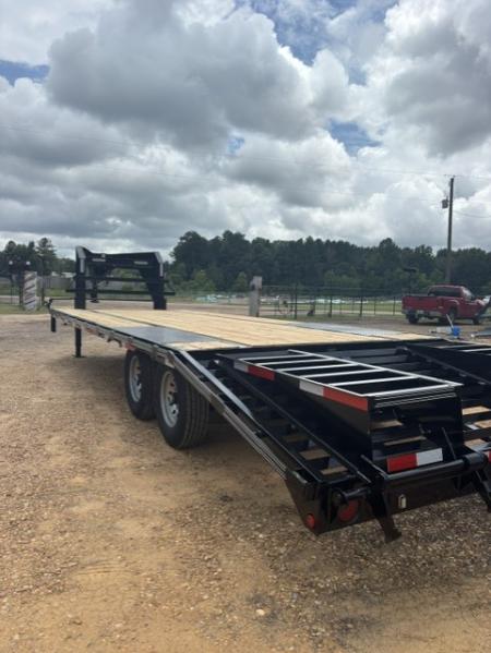 New 2026 Elite Trailers 102''x25' Gooseneck Deckover Trailer