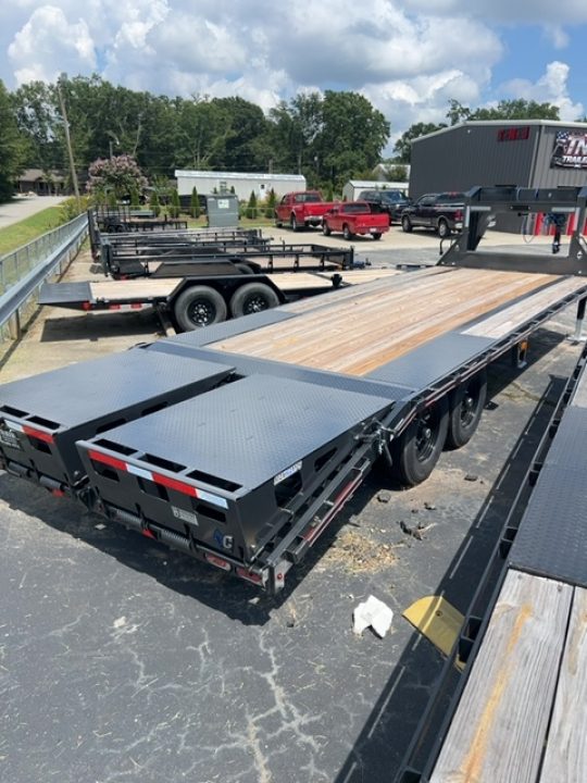 New 2026 Diamond C Trailers 102x25 FMAX 207 Equipment Trailer