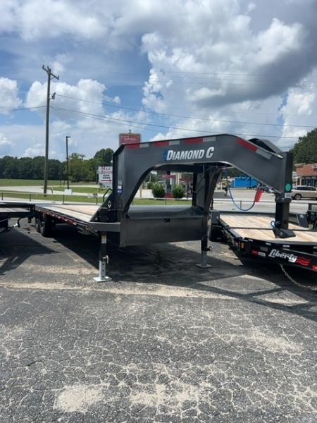 New 2026 Diamond C Trailers 102x25 FMAX 207 Equipment Trailer