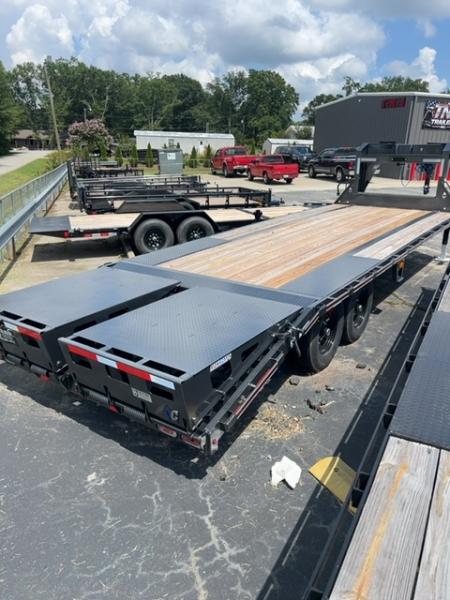 New 2026 Diamond C Trailers 102x25 FMAX 207 Equipment Trailer
