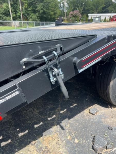 New 2026 Diamond C Trailers 102x25 FMAX 207 Equipment Trailer