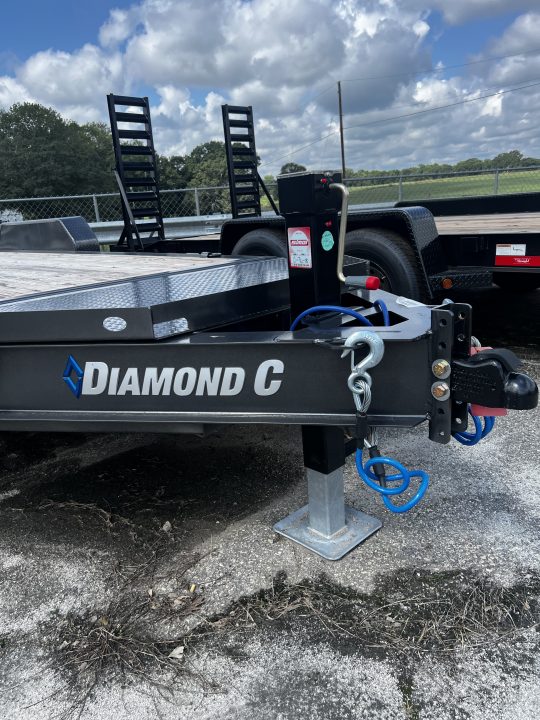 New 2026 DIAMOND C HDT 207