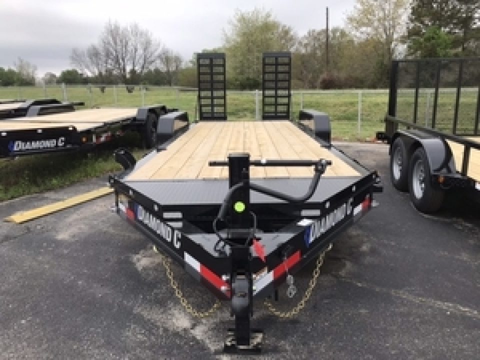 New 2025 DIAMOND C 82x20 Diamond C LPX 207