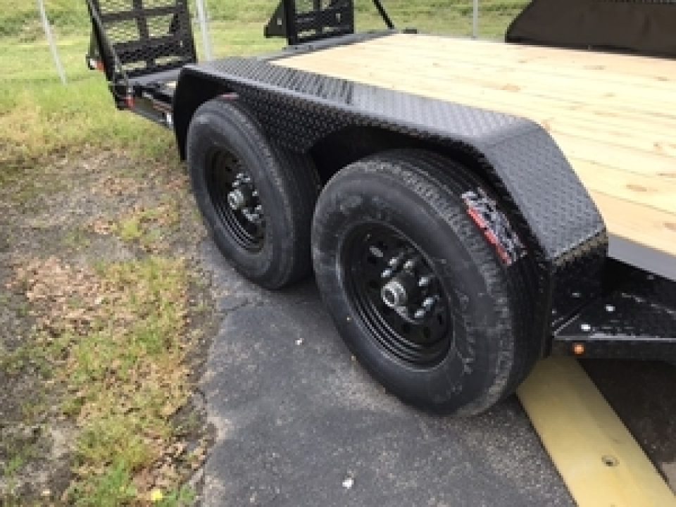 New 2025 DIAMOND C 82x20 Diamond C LPX 207