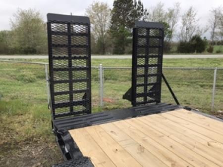 New 2025 DIAMOND C 82x20 Diamond C LPX 207