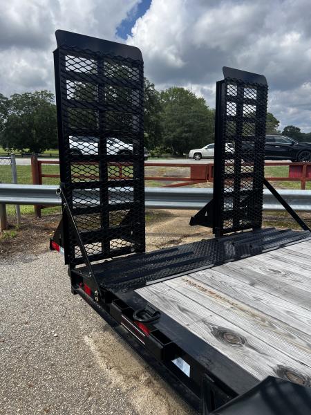 New 2025 DIAMOND C 82x20 Diamond C LPX 207