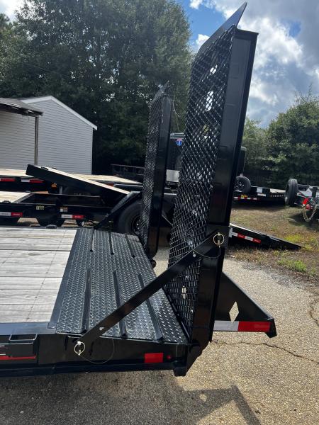 New 2025 DIAMOND C 82x20 Diamond C LPX 207