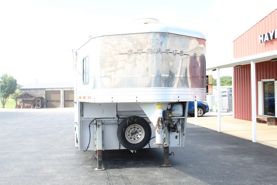Consignment 2005 Bison Trailers 3 HORSE SLANT Stock / Stock Combo Trailer