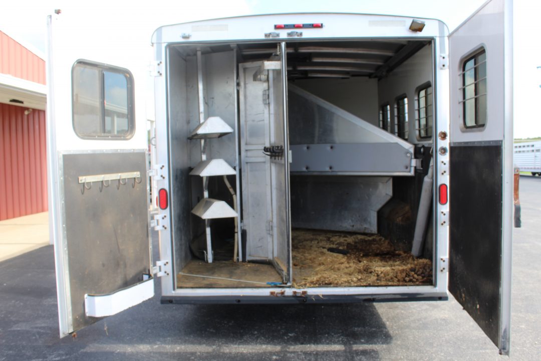 Consignment 2005 Bison Trailers 3 HORSE SLANT Stock / Stock Combo Trailer