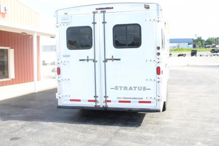 Consignment 2005 Bison Trailers 3 HORSE SLANT Stock / Stock Combo Trailer