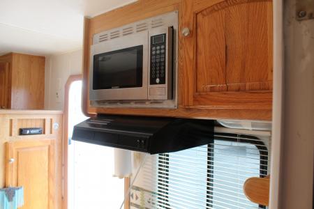 Consignment 2005 Bison Trailers 3 HORSE SLANT Stock / Stock Combo Trailer