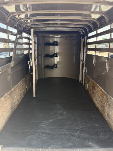 Used 2023 Delta 3 Horse Bumper Pull Horse Trailer