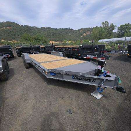 New EQUIPMENT 2026 Diamond C Trailers HDT207 82X20 15500 GVWR SPLIT-TILT TRAILER CEMENT GRAY