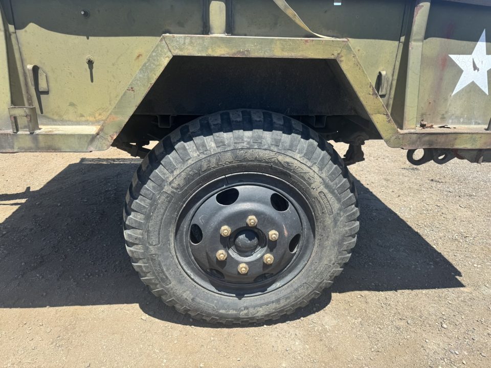 Used 2012 HMDE off road trailer Flatbed Trailer
