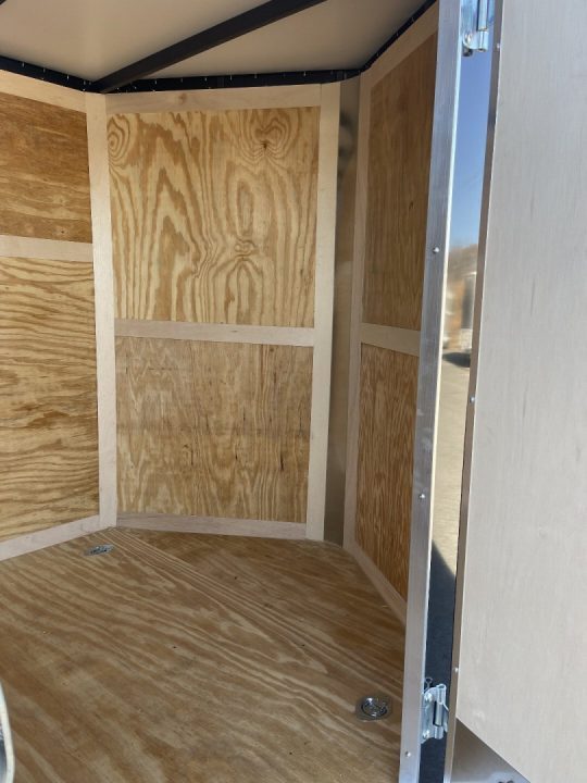 New 2027 Homesteader Trailer 610 IS Cargo / Enclosed Trailer