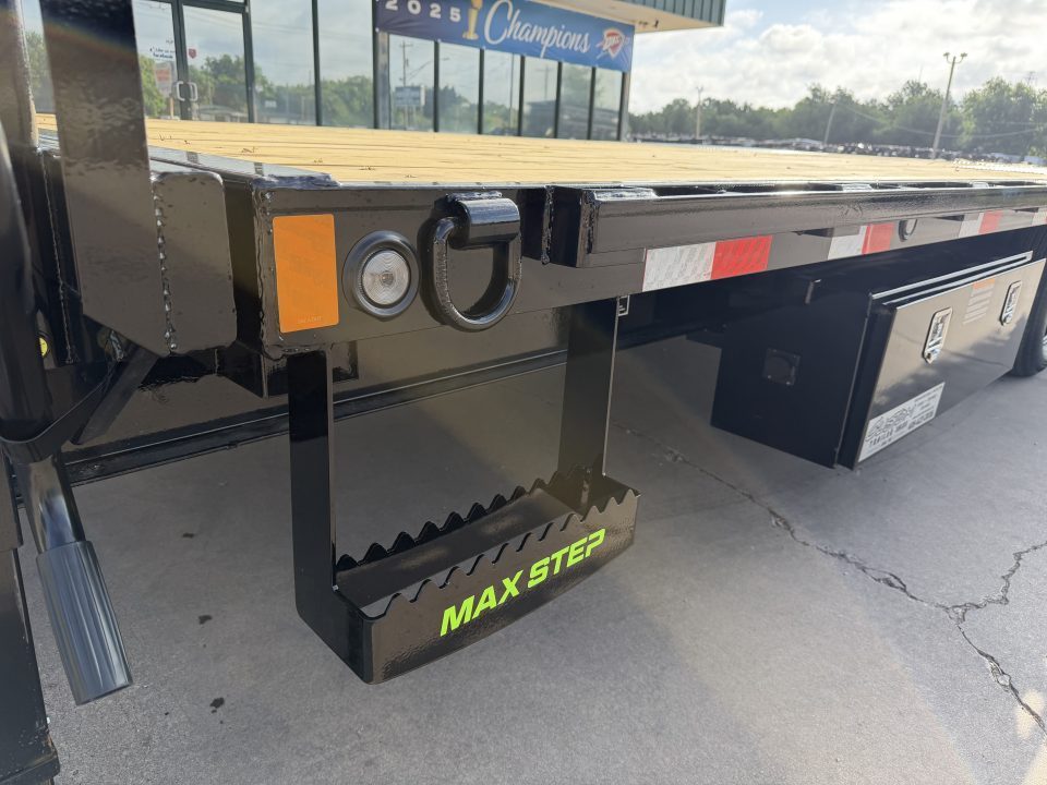 New #389927 2027 LOAD TRAIL PE 24 X 102 TANDEM AXLE BUMPER PULL 14K FULL BED FLATBED TILT