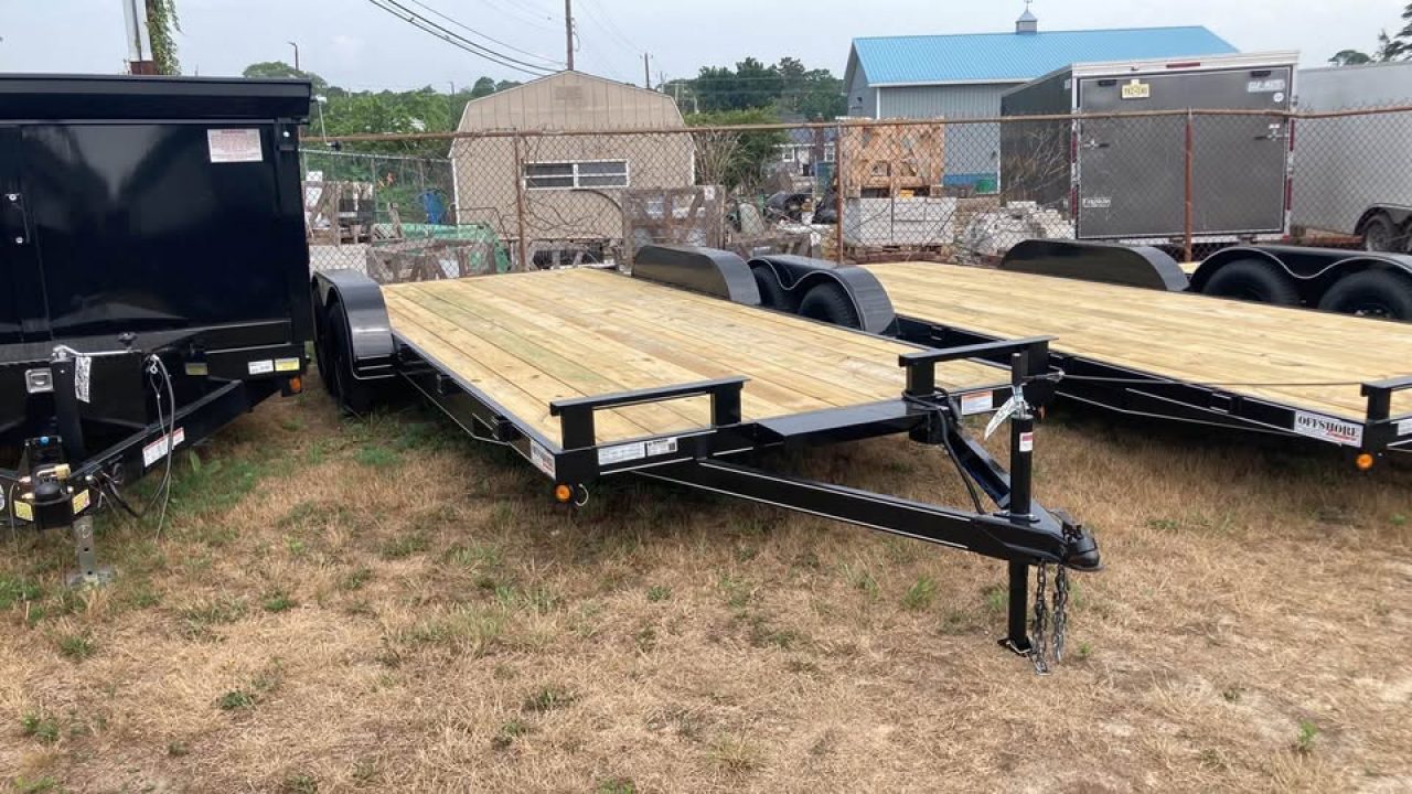 New 2026 P & T Trailers 20 wood deck Car Hauler