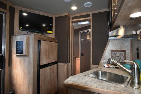 New 2026 Merhow Trailers 8009 Lonestar Horse Trailer