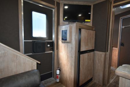 New 2026 Merhow Trailers 8009 Lonestar Horse Trailer