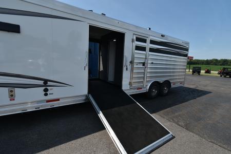 New 2026 Merhow Trailers 8009 Lonestar Horse Trailer