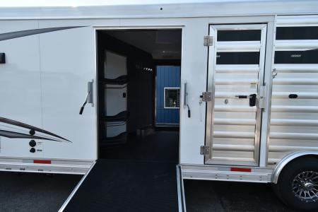 New 2026 Merhow Trailers 8009 Lonestar Horse Trailer