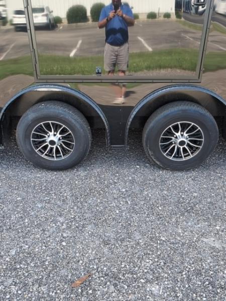 New 2027 Diamond Cargo 8.5' X 20' TA V-Nosed Enclosed Trailer/ 5 Year Warranty Cargo / Enclosed Trailer