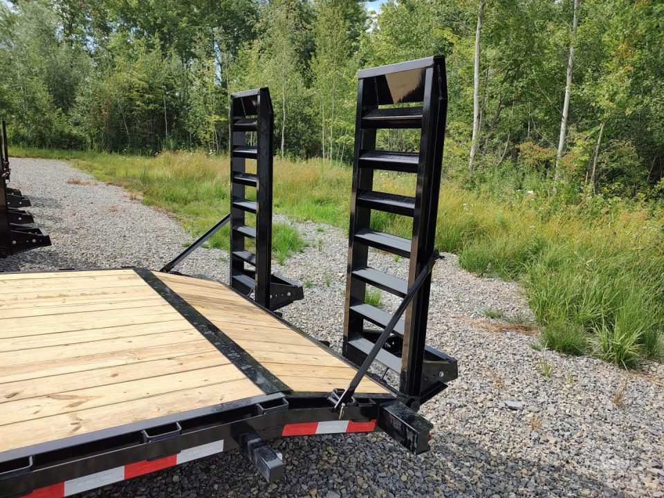 New 2026 Sure-Trac 7' x 22' Equipment 14K Equipment Trailer