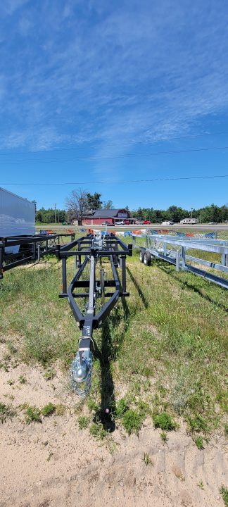 New 2025 Hoosier 24-26 PONTOON SCISSOR LIFT 5K BLACK Boat Trailer