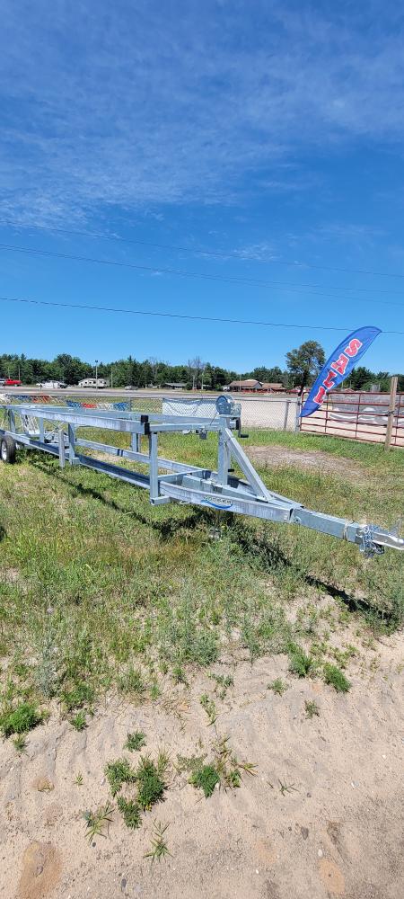 New 2025 Hoosier 24-26 PONTOON SCISSOR LIFT 5K GALVANIZED Boat Trailer