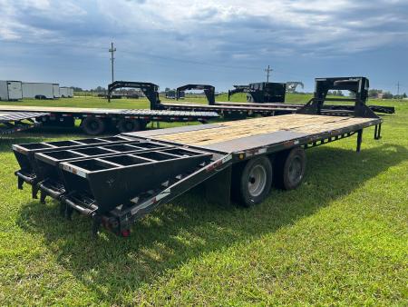 Used 2007 Starlite 102x25 Tandem 20K GN Flatbed w/ 5' Dove & Triple Ramps