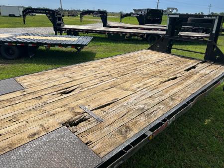 Used 2007 Starlite 102x25 Tandem 20K GN Flatbed w/ 5' Dove & Triple Ramps