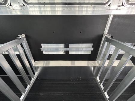 New 2027 Bar-M 8 Pen 688 Bumperpull Pen System