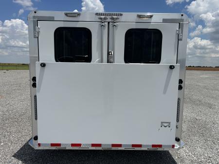 New 2027 Bar-M 8 Pen 688 Bumperpull Pen System