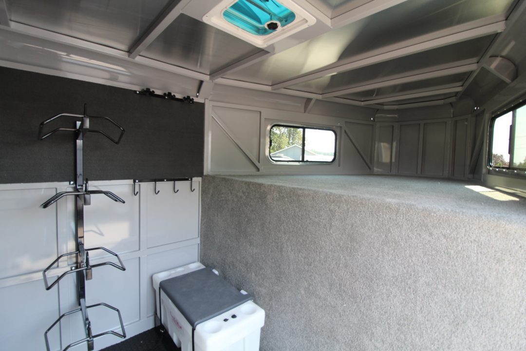 New 2027 Trails West Hotshot 25' w/ Tack Room & Plexi-glass Stock / Stock Combo Trailer