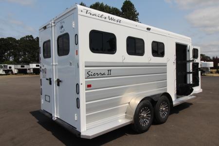 New 2027 Trails West Sierra II 2H Comfort PKG - Lined & Insulated - Large Tack Room - Escape Door