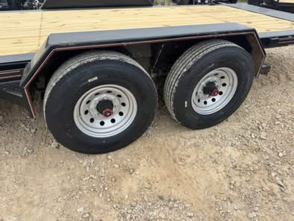 New 2026 Diamond T 8320HDSKIDPRO1608TD-7762 Tilt Trailer