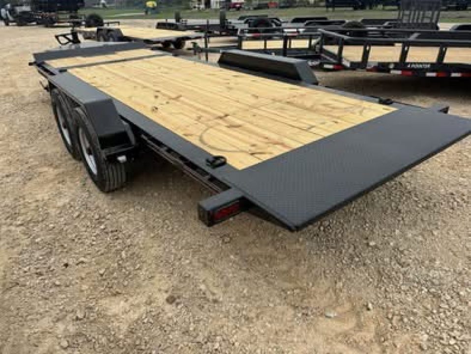 New 2026 Diamond T 8320HDSKIDPRO1608TD-7762 Tilt Trailer