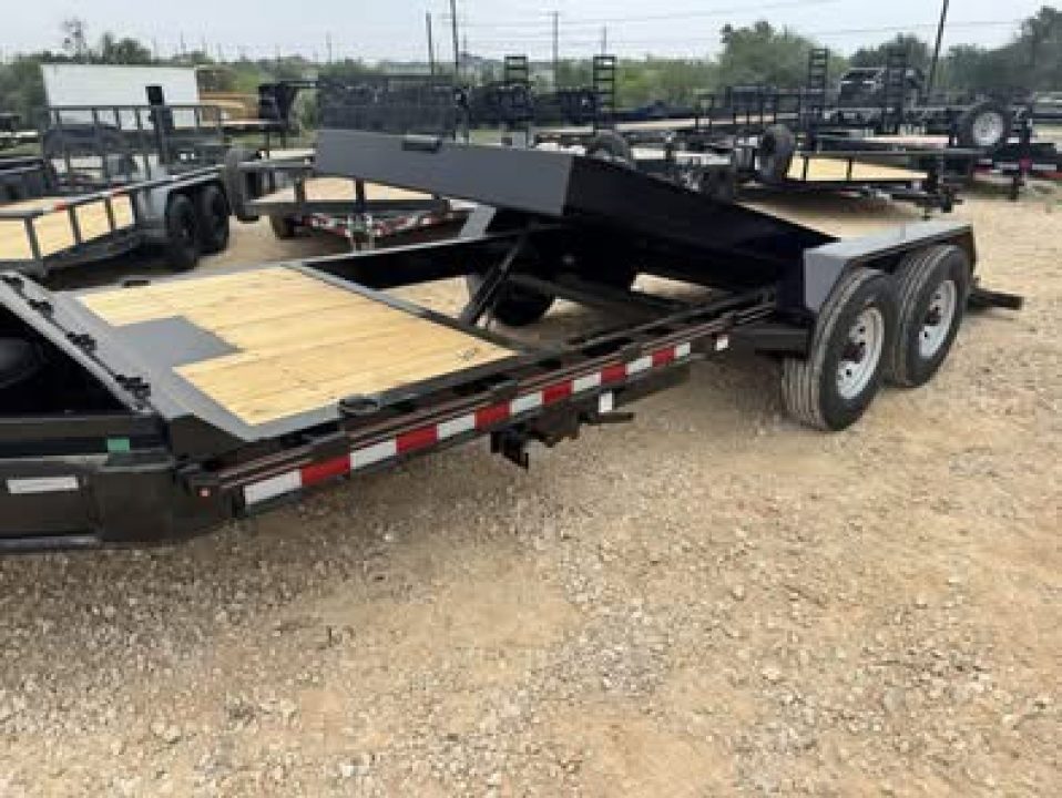 New 2026 Diamond T 8320HDSKIDPRO1608TD-7762 Tilt Trailer