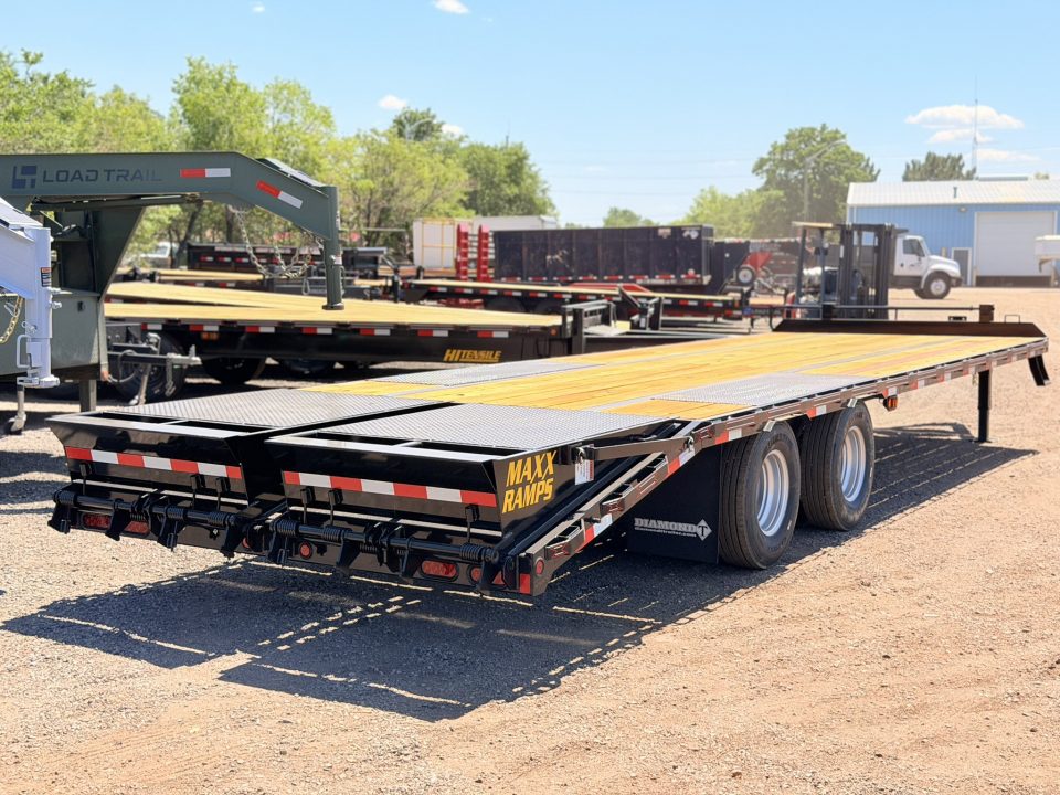 New 2027 Diamond T 8.5-28 Tandem Dual Deckover Pintle Equipment Hauler 25.9K GVWR