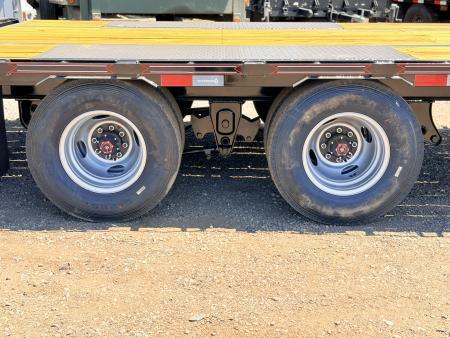 New 2027 Diamond T 8.5-28 Tandem Dual Deckover Pintle Equipment Hauler 25.9K GVWR