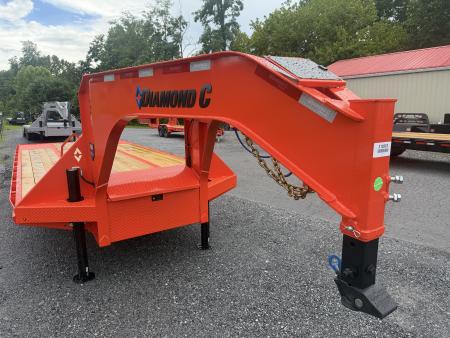 New 2026 Diamond C FMAX212 GOOSENECK TRAILER **ABS BRAKES **HYDRO JACKS & DOVE SOLAR CHARGER ALUMINUM OUTER RIMS