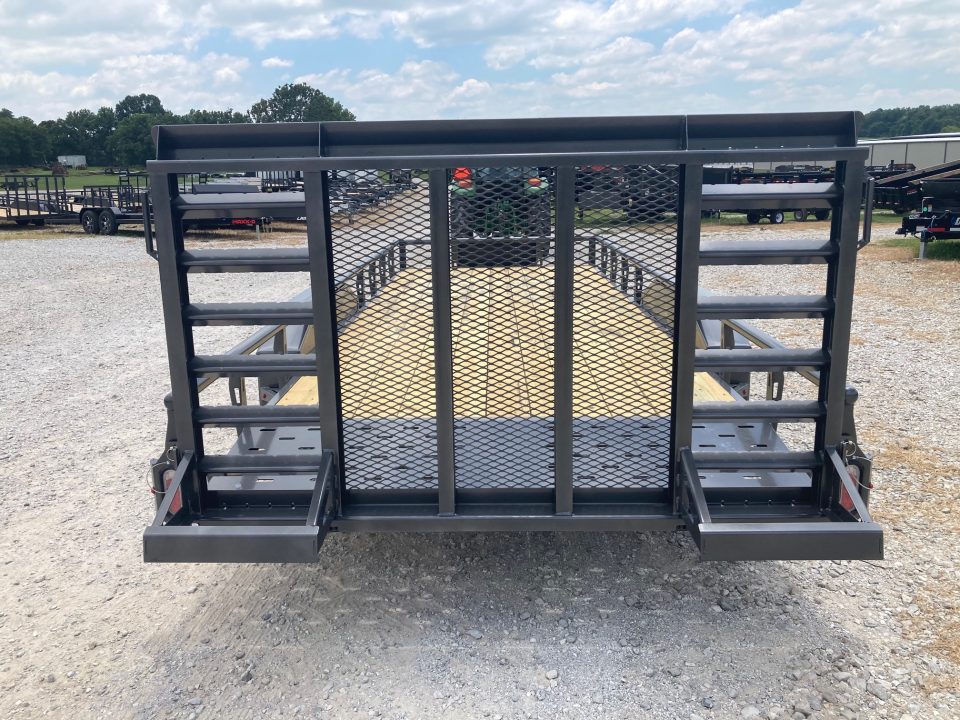 New 2026 Diamond C Trailers 83X20 TANDEM 9.9K UTILITY W/ 4' HD GATE, 2' DOVE & TOOL BOX Utility Trailer