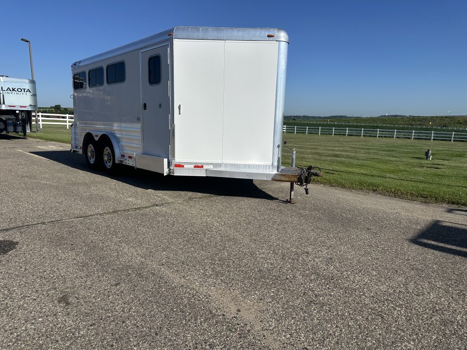 Used 2008 4-Star Trailers 3H BP Horse Trailer