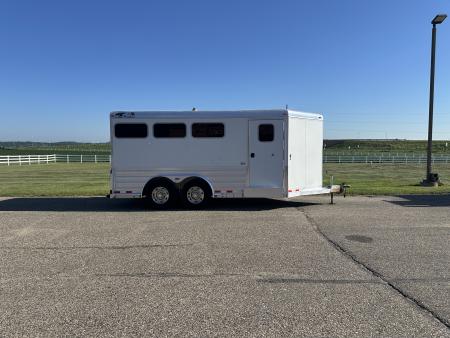 Used 2008 4-Star Trailers 3H BP Horse Trailer