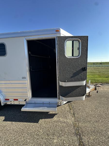 Used 2008 4-Star Trailers 3H BP Horse Trailer