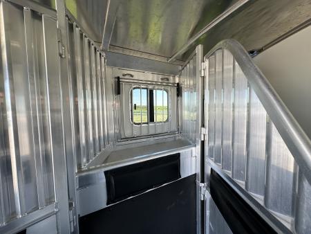 Used 2008 4-Star Trailers 3H BP Horse Trailer