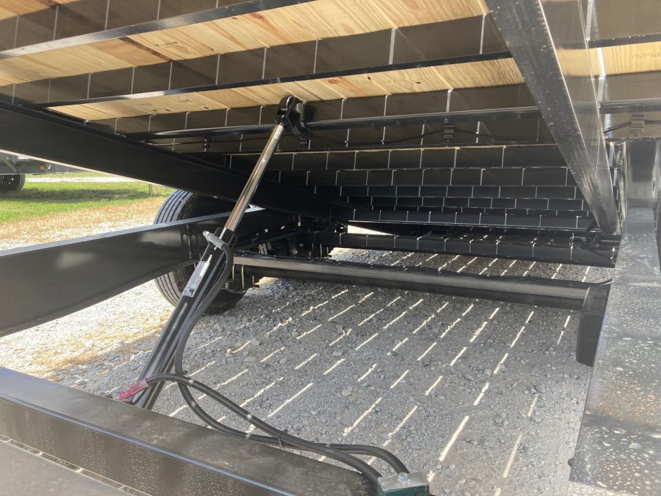 New 2026 Diamond C Trailers 102X24 TANDEM 18K W/ 6' STATIONARY DECK, 18' GRAVITY/POWER TILT DECK, DRIVE OVER FENDERS & HYDROJACK Tilt Trailer